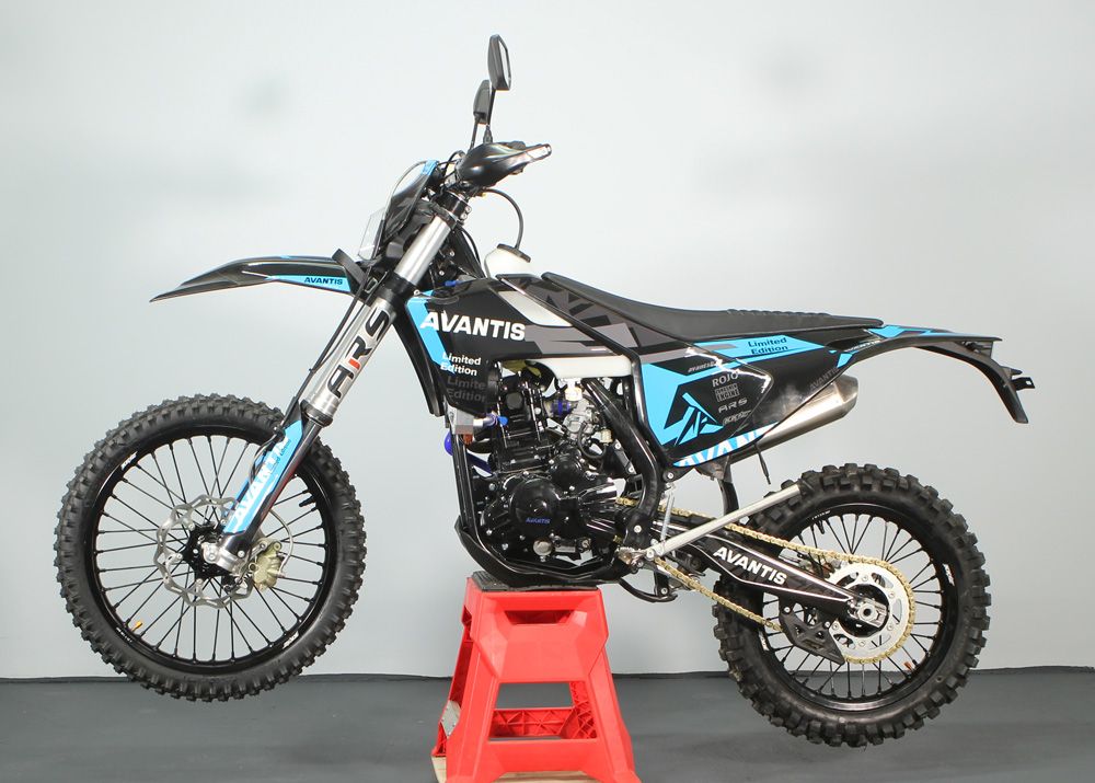 Мотоцикл Avantis ENDURO 300 CARB PRO EXCLUSIVE (CBS300/174MN-3 DESIGN HS ЧЕРНЫЙ) ARS 