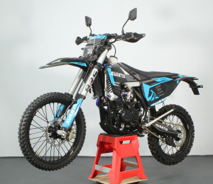 Мотоцикл Avantis ENDURO 300 CARB PRO EXCLUSIVE (CBS300/174MN-3 DESIGN HS ЧЕРНЫЙ) ARS 