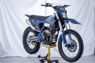 Мотоцикл кроссовый ZUUMAV K6H красный