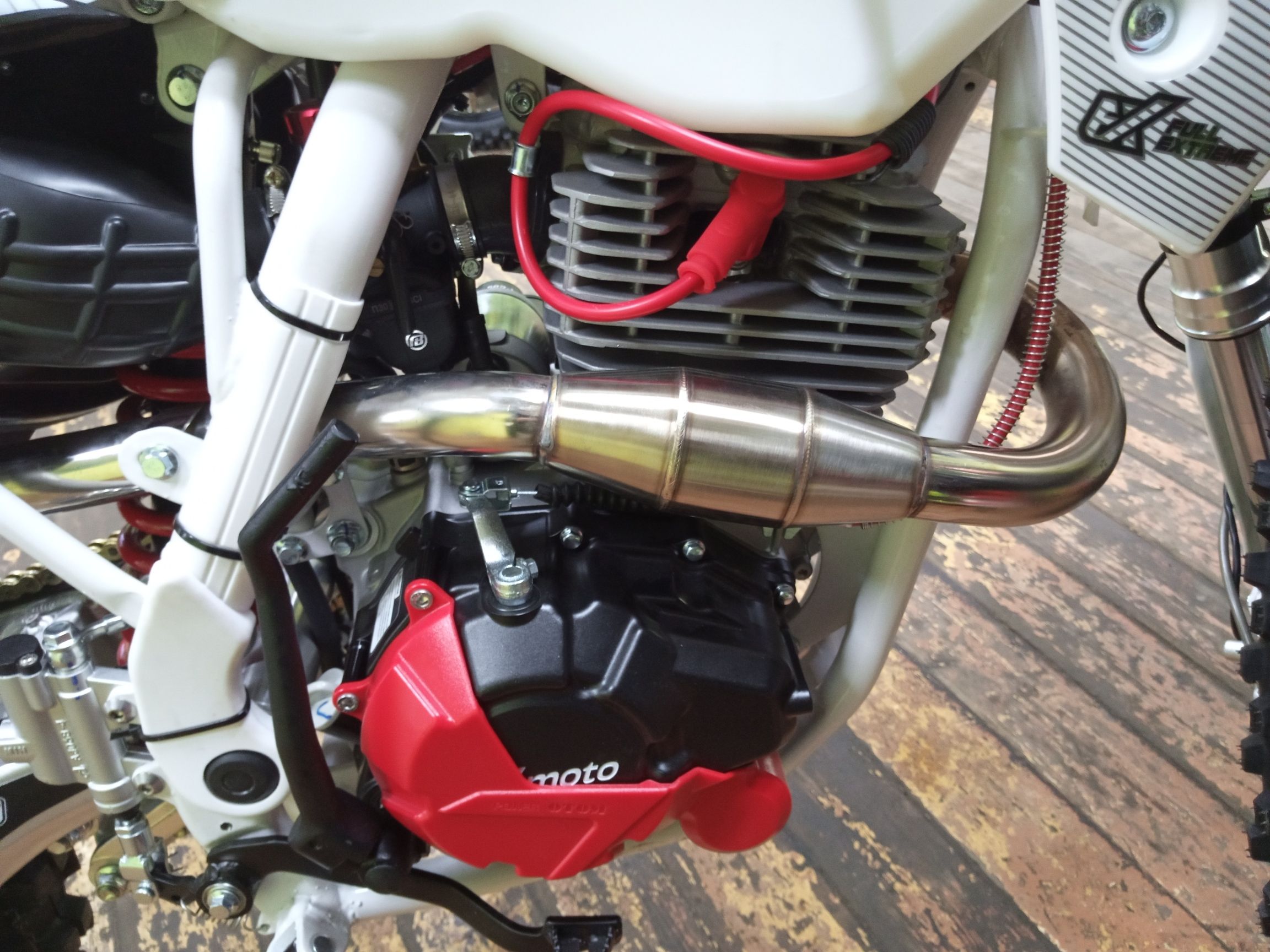 Мотоцикл кроссовый FX MOTO CB300F (белый)